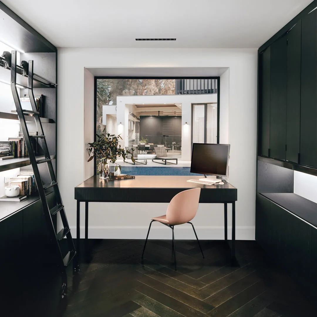 Black Foster Trimless 15