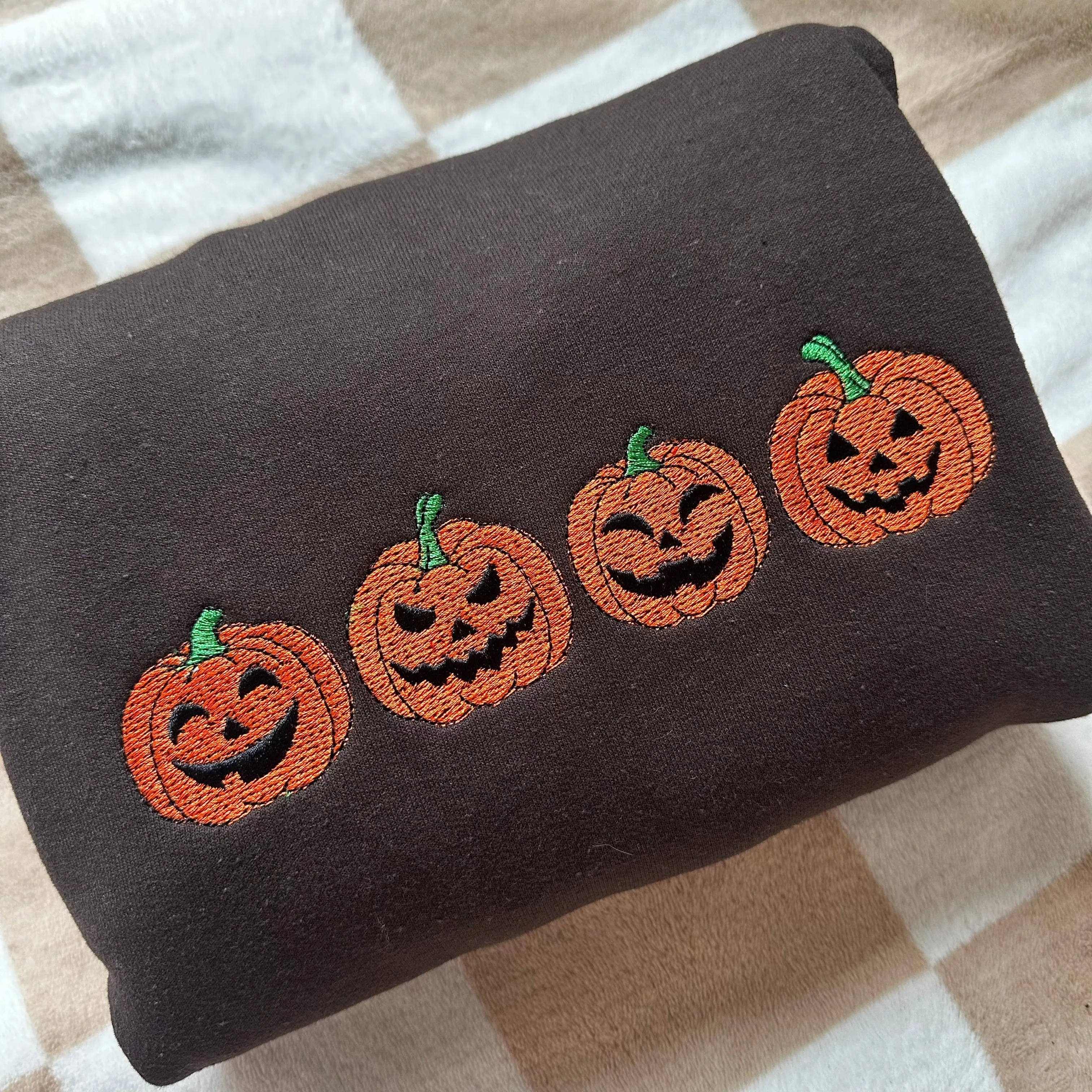 Jack-O-Lanterns Embroidered Sweatshirt EMHA2808