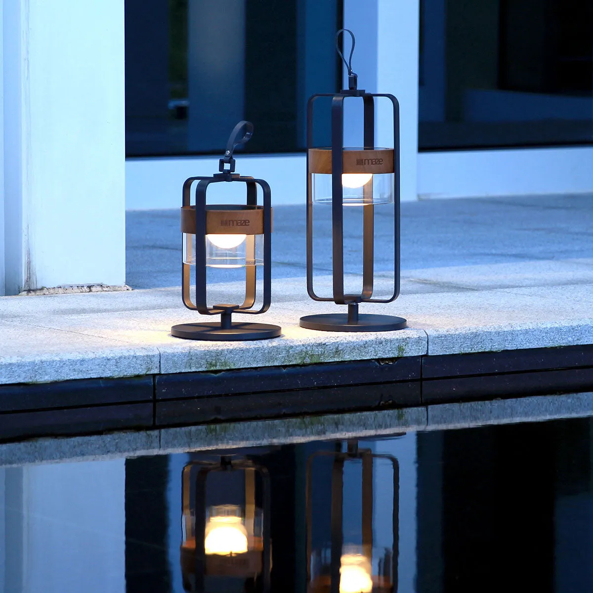Satellite Outdoor Modern Charcoal Solar Light With Stand Large